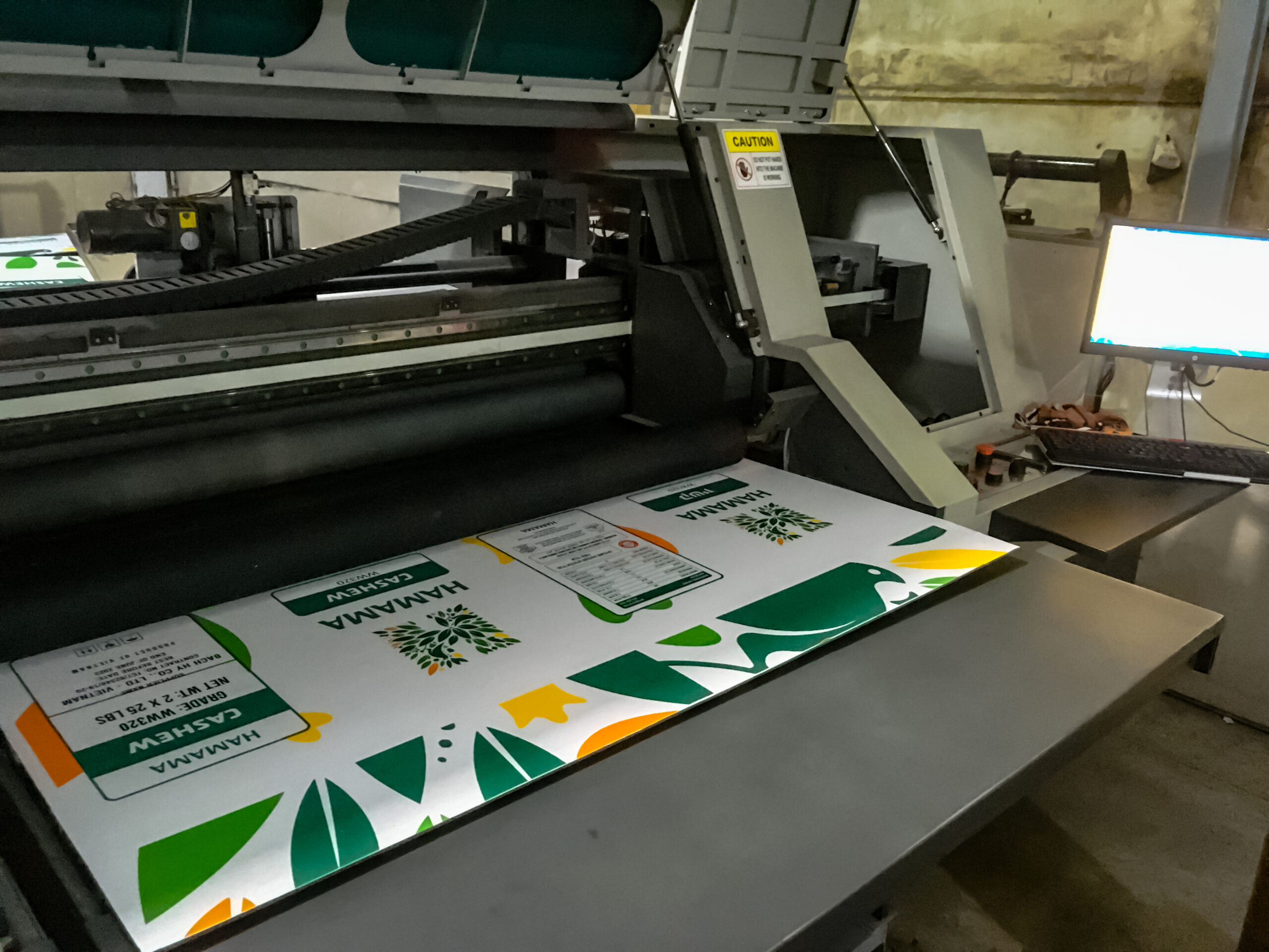 Industrial printing machine for packaging boxes